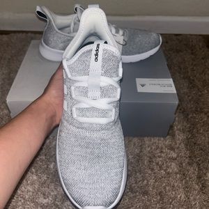 Women adidas cloud foam pure 2.0, size 8 in women. Color “Cloud White”.